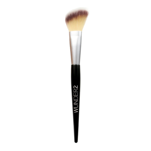 ANGLED CHEEK BRUSH
